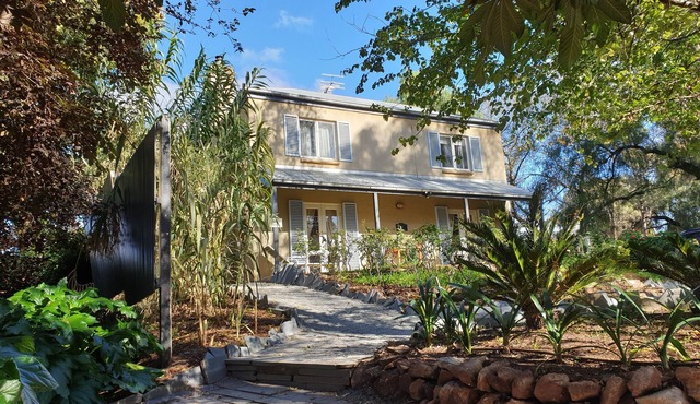 Dennis Cottage Clare Valley