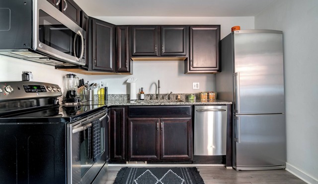 Dennison Full Masterhouse