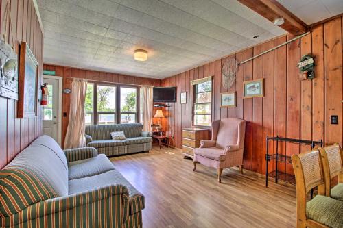Dent Cabin on Star Lake w/Dock, Deck, Dining