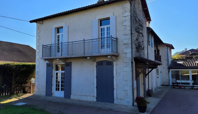 Dentelles Guest Room