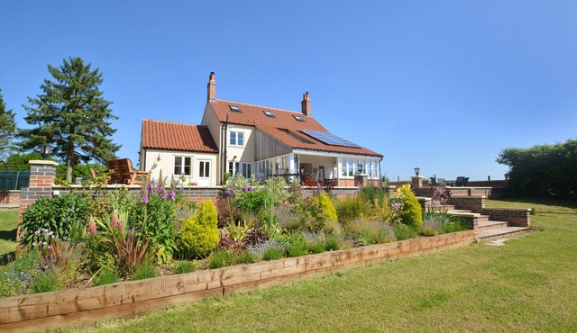 Dentford Heights - Five Bedroom House, Sleeps 8