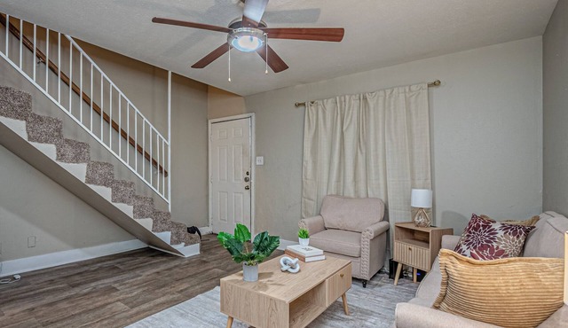 Denton Retreat with Pool near UNT