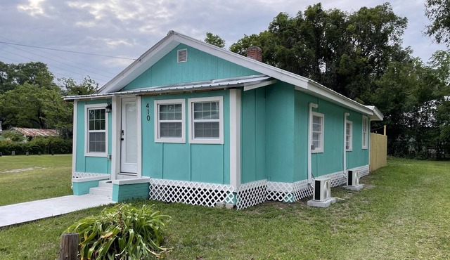 Depot Park Cottage-Downtown Gainesville