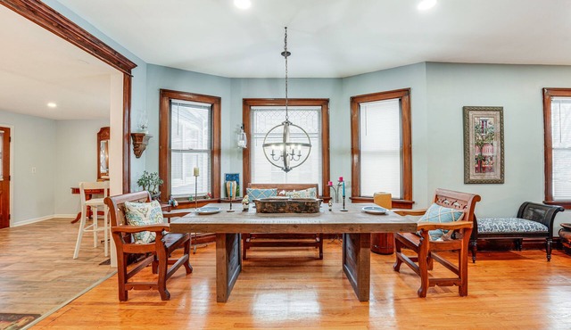 DePue Vacation Rental < 1 Mi to the Lake!
