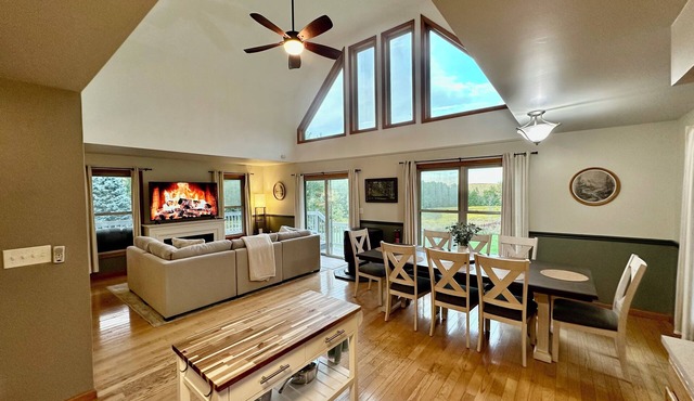 Der Bauernhof: Spacious & Charming Home on Historic Farm in Nature Setting