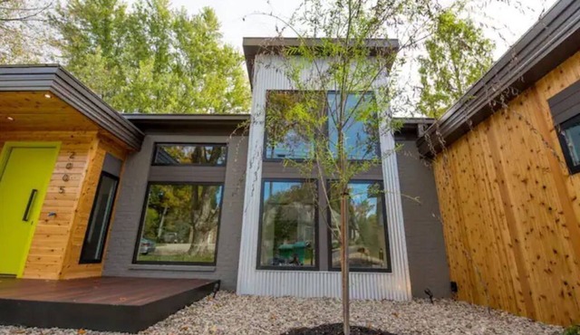 DERBY PERFECT LUXURY VILLA