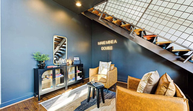 DERBY Ready! Stylish unit near Churchill Downs!