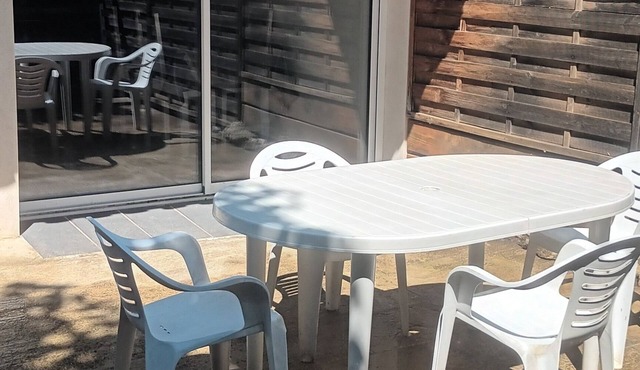 Derniere Minute Studio Meublé Tout Confort Avec Cour Intérieure Privée