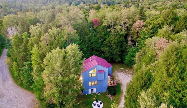 Derry Woods Cabin: family retreat near Lowell Lake