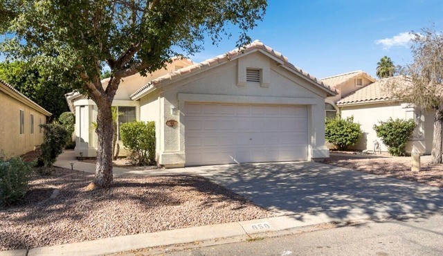 Desert Breeze 1 - Single-Story Home - Chandler