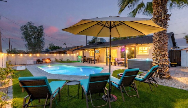 Desert Caribe Resort near Old Town—Free Heated Pool, Hot Tub, Mini Golf, Firepit