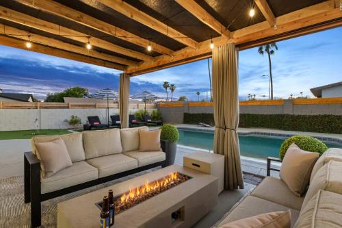 Desert Dreaming - Old Town Spa Pool & Putt