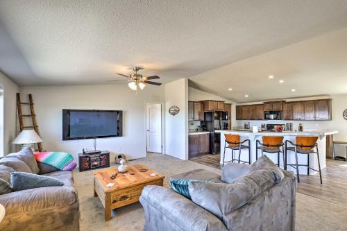Desert Escape Off I-10 w/Over 1 Enclosed Acre!