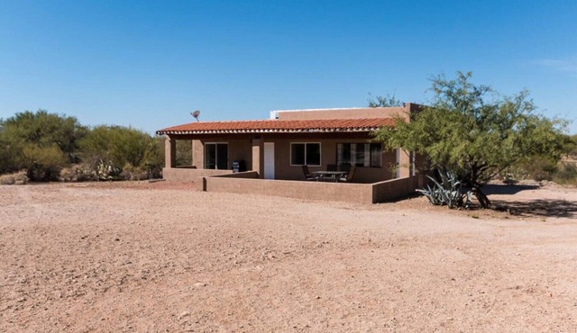 Desert Getaway 2 Bedroom Guest House