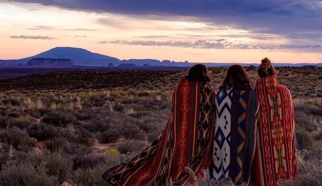 Desert Glamping! Near Horseshoe, Antelope Canyon, Lake Powell, Grand Canyon.