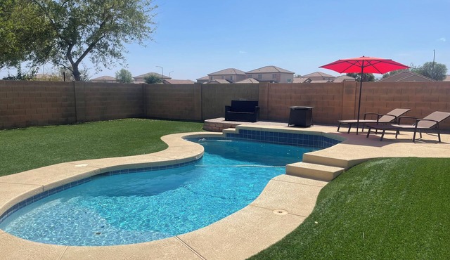 Desert Mirage- Pool oasis near Westgate fun