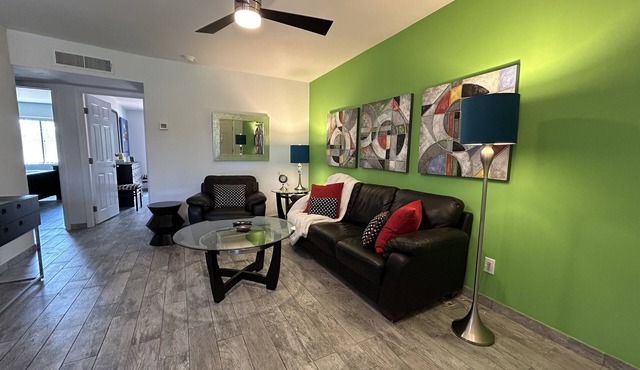Desert Morada Casita E: 2 Bedroom 1 Bath Dog Friendly maximum 2-NO OTHER PETS