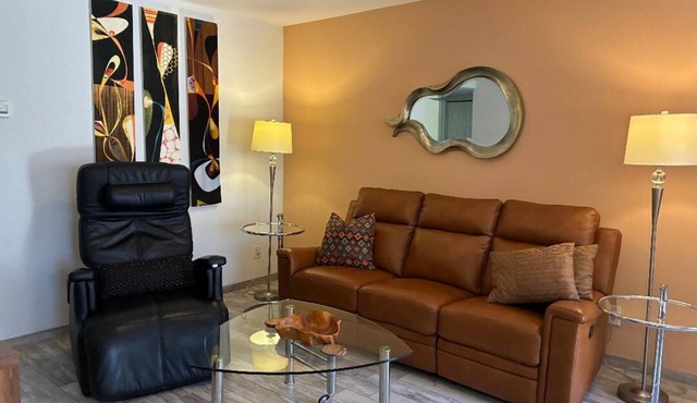 Desert Morada Casita G: 2 Bedroom 1 Bath Dog Friendly maximum 2-NO OTHER PETS