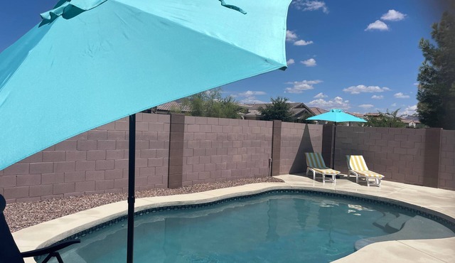 Desert Oasis: 3BR Retreat with Pool Near Superstition Mt-Gold Canyon Getaway!