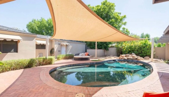 Desert Oasis: 5BR Home with Pool & Firepit