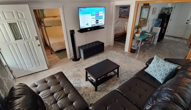 Desert Oasis - Full Home, 2 BDR Beach Bungalow