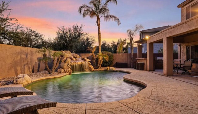 Desert Oasis - Heated Pool w/Waterfall and Grotto