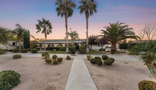 Desert Oasis in the center of the city of Palmdale