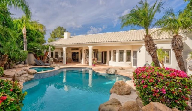 Desert Oasis in Val Vista Lakes - Heated Pool