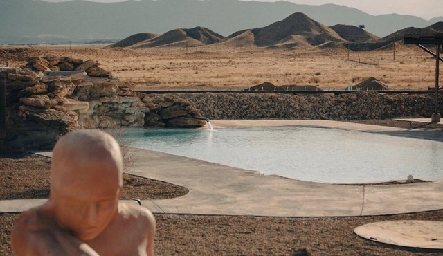 Desert Reef Hot Springs