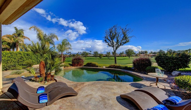 Desert Retreat - Private Pool & Spa on Private Golf Course Permit #065615 3bdrms