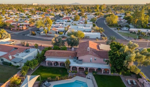 Desert Rose Hacienda | Pool, Sauna & Cantina