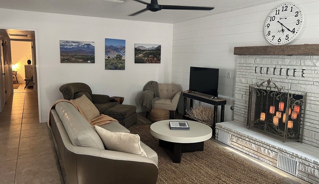 Desert Villa Oasis - Gateway to the Eastern Sierras, Death Valley, and Yosemiten