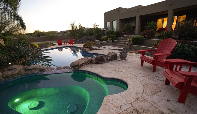 DesertOasis/4Beds/4 Baths/Pool/Jacuzzi/Golf/Wifi/Privacy
