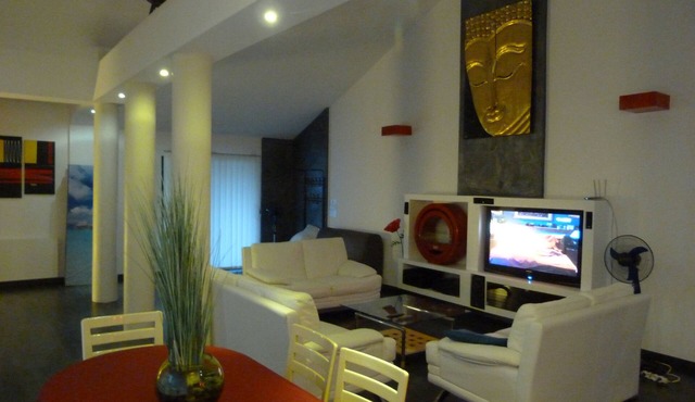 Design & atypical loft 20 minutes from Paris-Center