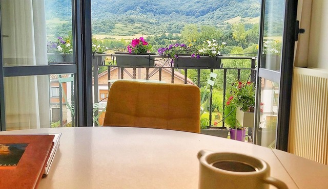 Design, authenticity, comfort, views. Ideal for visiting Navarra and the Basque Country