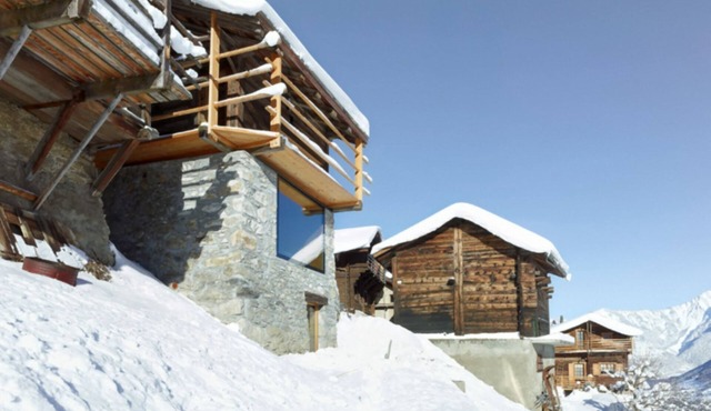 Design chalet in an idyllic setting