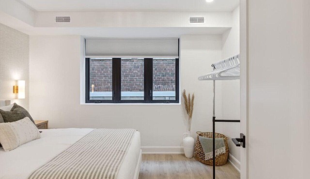 Design Condo in Downtown Collingwood - 146 Hurontario Unit 2