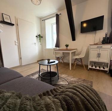 Design & Connecté : Studio Neuf au Pied de la Gare