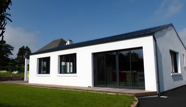 Design House with Spa, Single-Story, Garden