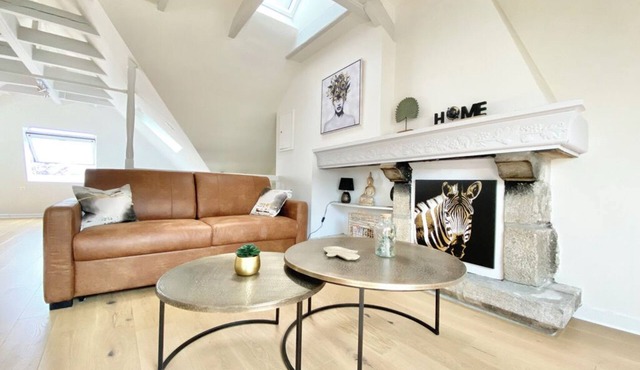 Design loft with view of the Cathedral - Quimper historical center