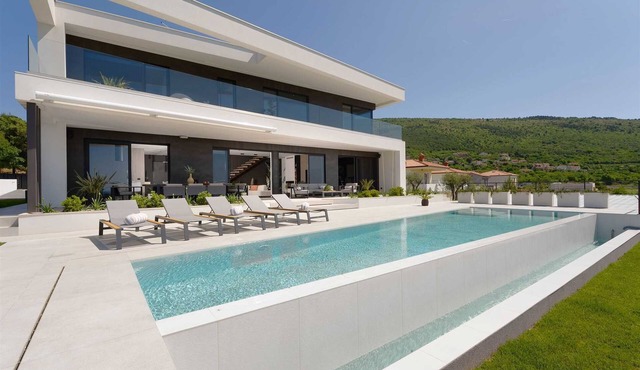 Design Villa Diagonal - Tranquil sea view escape