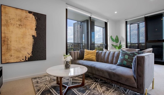 Designer 2BR with Carpark Monash Uni@Caulfield
