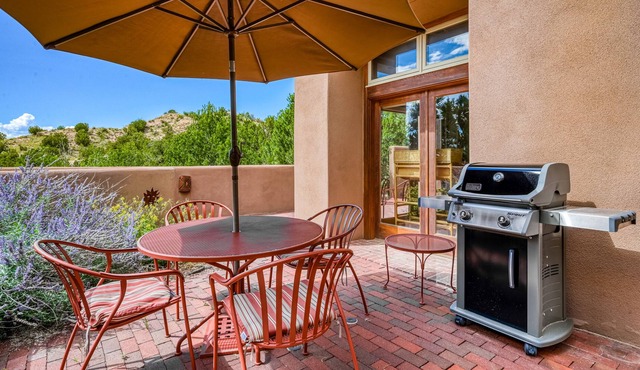 Designer Condo at Pueblo Encantado w/ All-Season Heated Pool - Close to Plaza