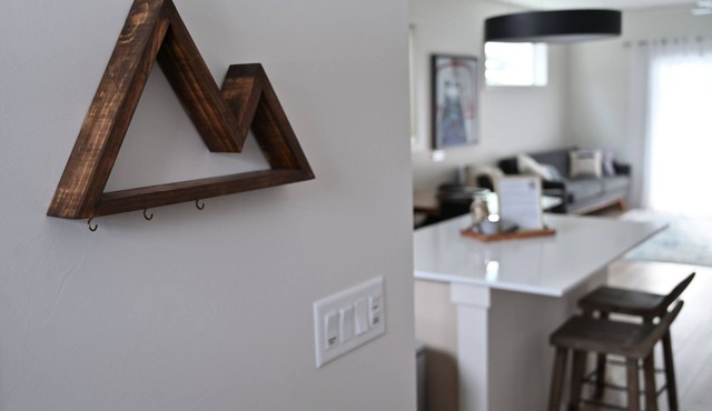 Designer Cottage Near Montana State University