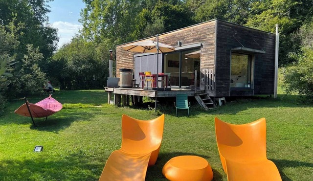 Designer cube house by the Ignon in Burgundy