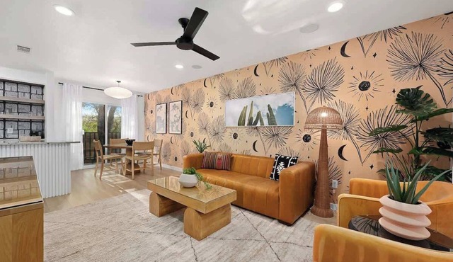 Designer Duplex Retreat, Sleeps 16, Pool, Fire Pit