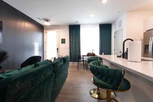 Designer East Atlanta 1BR Chic Amenities & Vibes