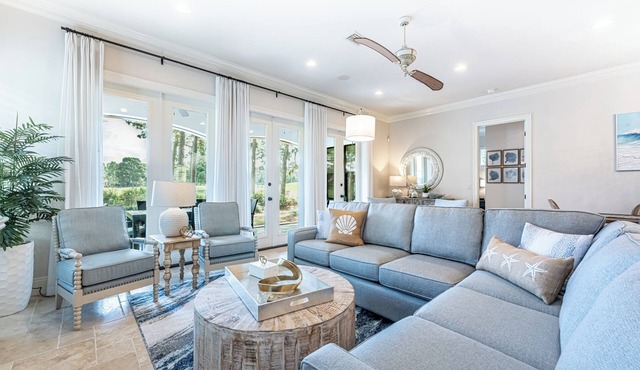 Designer Golf Course Home w/2 Golf Carts