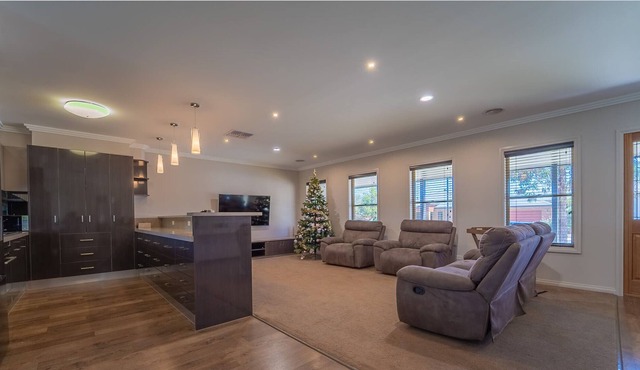 Designer Home with Spa Bathtub and BBQ