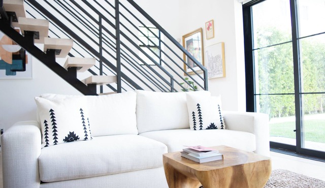 Designer Loft w Private Rooftop - 5 Mins to Hollywood